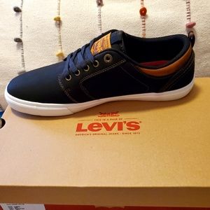 Mens Levis Alpine waxed comfort shoe 10.5 black